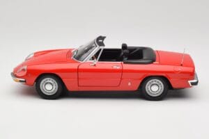 Alfa Romeo 2000 Spider Czerwony Minichamps 1:18 180120930 Metal — zdjęcie 4 z 8