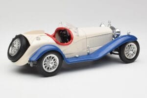Alfa Romeo 2300 Spider Biały i Niebieski Bburago 1:18 3008-M1 Metal — zdjęcie 2 z 6