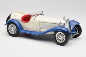 Alfa Romeo 2300 Spider Biały i Niebieski Bburago 1:18 3008-M1 Metal — zdjęcie 4 z 6