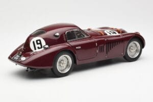 Alfa Romeo 8C 2900 B Speciale #19 24 Hours of Le Mans 1938 CMC 1:18 M-111 Metal — zdjęcie 2 z 6