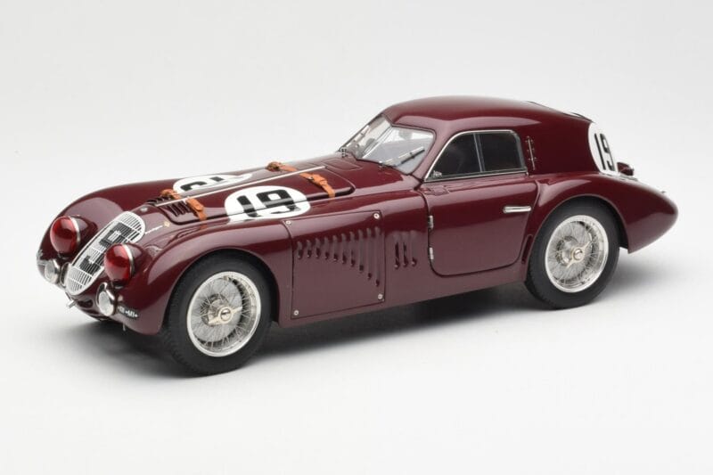 Alfa Romeo 8C 2900 B Speciale #19 24 Hours of Le Mans 1938 CMC 1:18 M-111 Metal