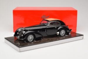 Alfa Romeo 8C 2900B Lungo Czarny Minichamps 1:18 100120421 Metal — zdjęcie 8 z 8