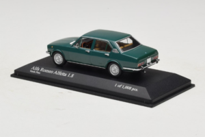 Alfa Romeo Alfetta 1.8 Zielony Minichamps 1:43 400120204 Metal — zdjęcie 3 z 4