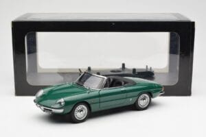 Alfa Romeo Duetto Spider Zielony AUTOart 1:18 70138 Metal — zdjęcie 8 z 8