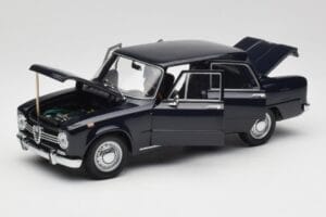 Alfa Romeo Giulia 1300 Niebieski Minichamps 1:18 180120905 Metal — zdjęcie 2 z 8