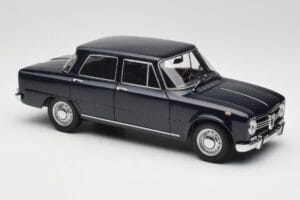 Alfa Romeo Giulia 1300 Niebieski Minichamps 1:18 180120905 Metal — zdjęcie 6 z 8