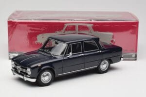 Alfa Romeo Giulia 1300 Niebieski Minichamps 1:18 180120905 Metal — zdjęcie 8 z 8