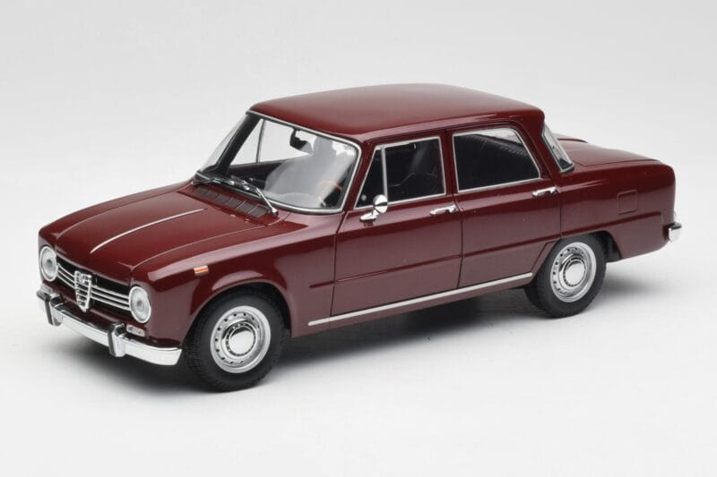 Alfa Romeo Giulia 1300 Ciemnoczerwony Minichamps 1:18 180120906 Metal
