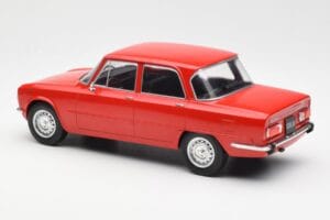Alfa Romeo Giulia Nuova Super Czerwony MCG 1:18 MCG18145 Metal — zdjęcie 5 z 6