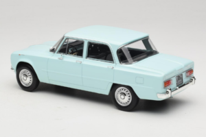 Alfa Romeo Giulia TI 105 Sky Blue Norev 1:18 187974 Metal — zdjęcie 6 z 7