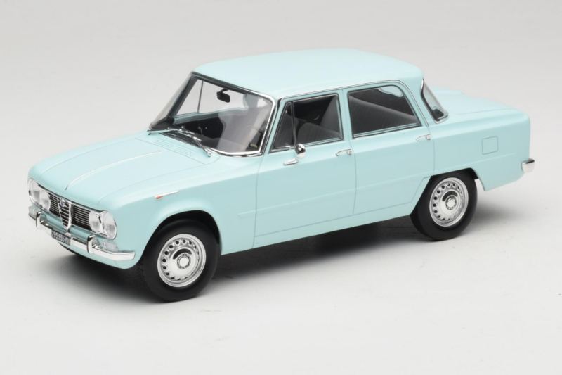 Alfa Romeo Giulia TI 105 Sky Blue Norev 1:18 187974 Metal