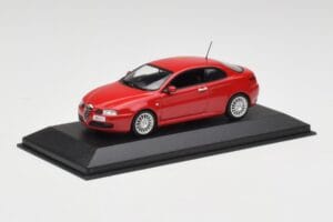 Alfa Romeo GT Alfa Czerwony Minichamps 1:43 400120321 Metal — zdjęcie 2 z 4