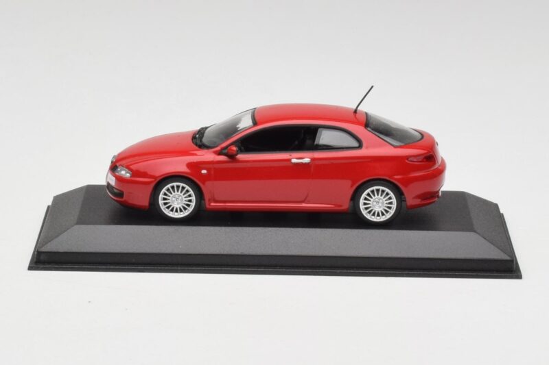Alfa Romeo GT Alfa Czerwony Minichamps 1:43 400120321 Metal