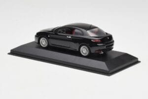 Alfa Romeo GT Czarny Minichamps 1:43 400120320 Metal — zdjęcie 3 z 4