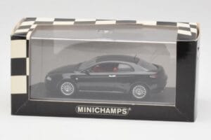 Alfa Romeo GT Czarny Minichamps 1:43 400120320 Metal — zdjęcie 4 z 4