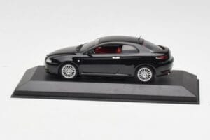 Alfa Romeo GT Czarny Minichamps 1:43 400120320 Metal