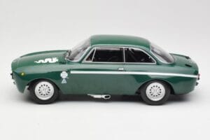 Alfa Romeo GTA 1300 Junior Zielony Minichamps 1:18 155120022 Metal — zdjęcie 3 z 6