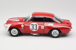 Alfa Romeo GTA 1300 Junior #33 T. Hezemans / G. van Lennep Hezemans Jarama 1972 Minichamps 1:18 100721233 Metal — zdjęcie 4 z 8