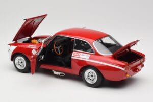 Alfa Romeo GTA 1300 Junior #33 T. Hezemans / G. van Lennep Hezemans Jarama 1972 Minichamps 1:18 100721233 Metal — zdjęcie 5 z 8