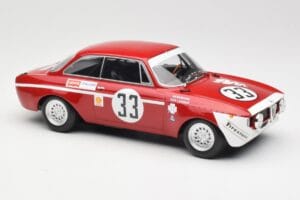 Alfa Romeo GTA 1300 Junior #33 T. Hezemans / G. van Lennep Division 1 Winners 4 Hours of Jarama 1972 Minichamps 1:18 15572123 — zdjęcie 4 z 6