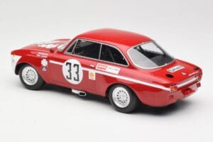 Alfa Romeo GTA 1300 Junior #33 T. Hezemans / G. van Lennep Division 1 Winners 4 Hours of Jarama 1972 Minichamps 1:18 15572123 — zdjęcie 5 z 6