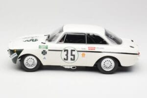 Alfa Romeo GTA 1300 Junior #35 C. Colzani / Pooky / G. Venturi 4 Hours of Jarama 1972 Minichamps 1:18 155721235 Metal — zdjęcie 3 z 6