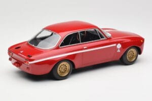 Alfa Romeo GTA 1300 Junior Czerwony Minichamps 1:18 155120020 Metal — zdjęcie 2 z 6