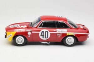 Alfa Romeo GTA 1300 #83 Autodelta C. Facetti / S. Truci 24 Hours of Spa 1972 Minichamps 1:18 155722283 Metal — zdjęcie 3 z 6