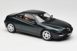 Alfa Romeo GTV 916 Coventry Green Metallic Norev 1:18 187842 Metal — zdjęcie 4 z 6
