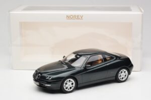 Alfa Romeo GTV 916 Coventry Green Metallic Norev 1:18 187842 Metal — zdjęcie 6 z 6