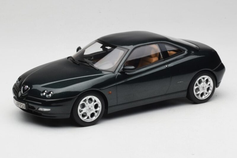 Alfa Romeo GTV 916 Coventry Green Metallic Norev 1:18 187842 Metal