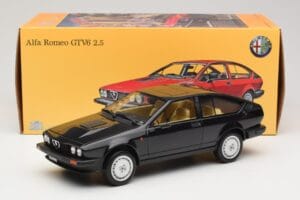 Alfa Romeo GTV6 2.5 Czarny Laudoracing-Models 1:18 LM110C Metal — zdjęcie 6 z 6