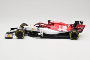 Alfa Romeo Racing C38 #7 K. Raikkonen F1 2019 Minichamps 1:18 110190007 Metal — zdjęcie 3 z 6