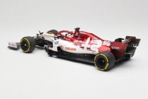 Alfa Romeo Racing C39 #99 A. Giovinazzi Austrian GP 2020 Minichamps 1:18 110200199 Metal — zdjęcie 5 z 6