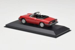 Alfa Romeo Spider 2000 Alfa Czerwony Minichamps 1:43 436120760 Metal — zdjęcie 3 z 4
