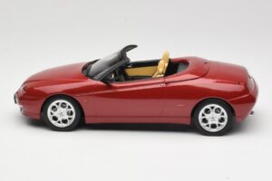 Alfa Romeo Spider 916 Proteo Red Metallic Norev 1:18 187854 Metal — zdjęcie 3 z 6