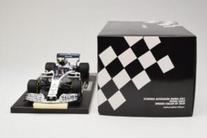 AlphaTauri Honda AT01 #10 P. Gasly Winner Italian GP 2020 Minichamps 1:18 117200810 Metal — zdjęcie 6 z 6