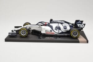 AlphaTauri Honda AT01 #26 D. Kvyat Italian GP 2020 Minichamps 1:18 117200826 Metal