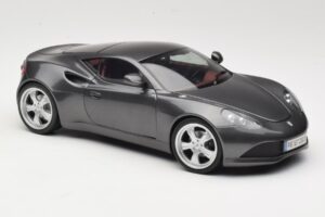 Artega GT Grey Metallic Revell 1:18 09024 Metal — zdjęcie 6 z 8