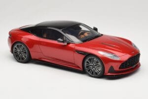 Aston Martin DB12 Hyper Red GT Spirit 1:18 GT936 Żywica — zdjęcie 4 z 6