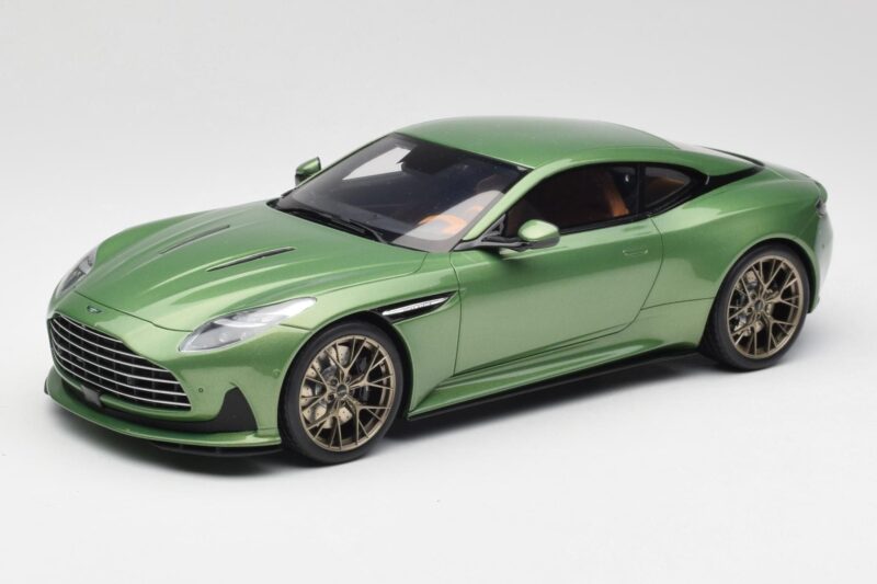 Aston Martin DB12 Zielony GT Spirit 1:18 GT466 Żywica