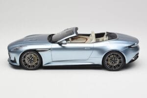 Aston Martin DB12 Volante Caribbean Blue Pearl GT Spirit 1:18 GT479 Żywica — zdjęcie 3 z 6