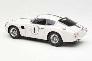 Aston Martin DB4 GT Zagato #1 24 Hours of Le Mans 1961 CMC 1:18 M-139 Metal — zdjęcie 5 z 6