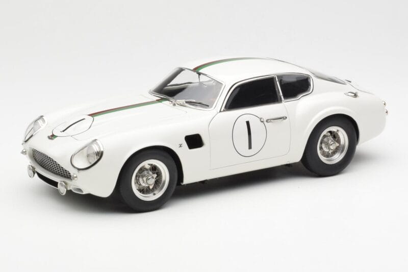 Aston Martin DB4 GT Zagato #1 24 Hours of Le Mans 1961 CMC 1:18 M-139 Metal
