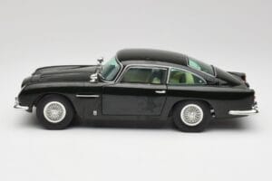 Aston Martin DB5 California Szałwiowy Chrono 1:18 H1001 Metal — zdjęcie 4 z 8