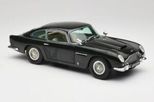 Aston Martin DB5 California Szałwiowy Chrono 1:18 H1001 Metal — zdjęcie 6 z 8