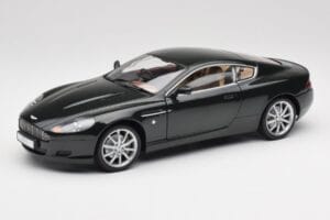 Aston Martin DB9 Czarny Solido 1:18 15025600 Metal