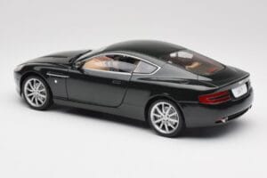 Aston Martin DB9 Czarny Solido 1:18 15025600 Metal — zdjęcie 7 z 8