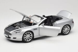 Aston Martin DB9 Volante Srebrny Minichamps 1:18 150137334 Metal — zdjęcie 2 z 8