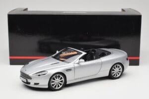 Aston Martin DB9 Volante Srebrny Minichamps 1:18 150137334 Metal — zdjęcie 8 z 8